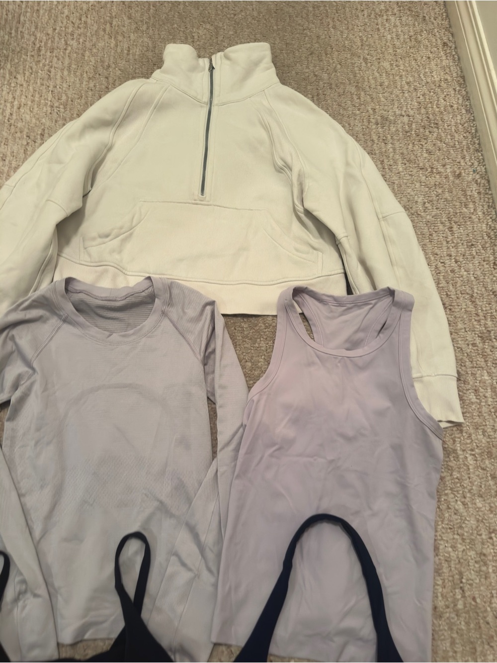 Lululemon bundle - Picture 3 of 4
